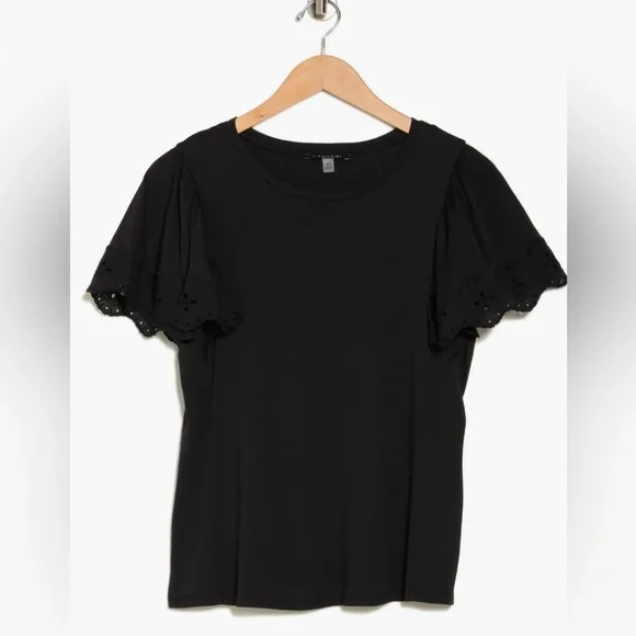 Tahari Eyelet Flutter Sleeve Top. Size S - Picture 3 of 11